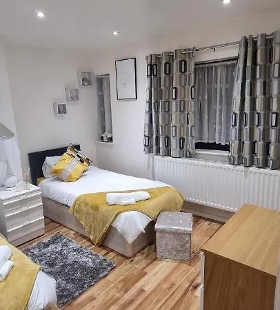 Beautiful Rooms With Free On Street Parking In Sydenham London Exterior photo